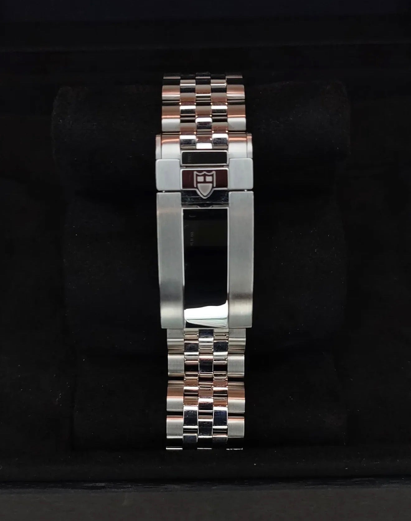 TUDOR BLACK BAY 41MM BRACCIALE JUBILEE