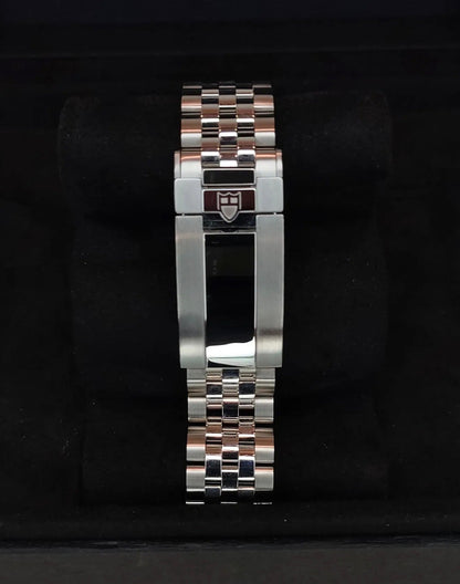 TUDOR BLACK BAY 41MM BRACCIALE JUBILEE